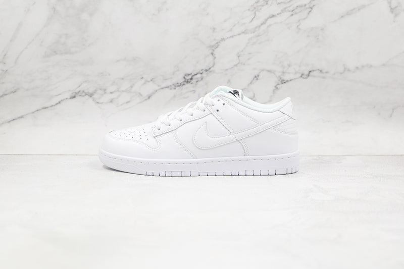 DUNK LOW x TRIPLE WHITE [MASCULINO/FEMININO]