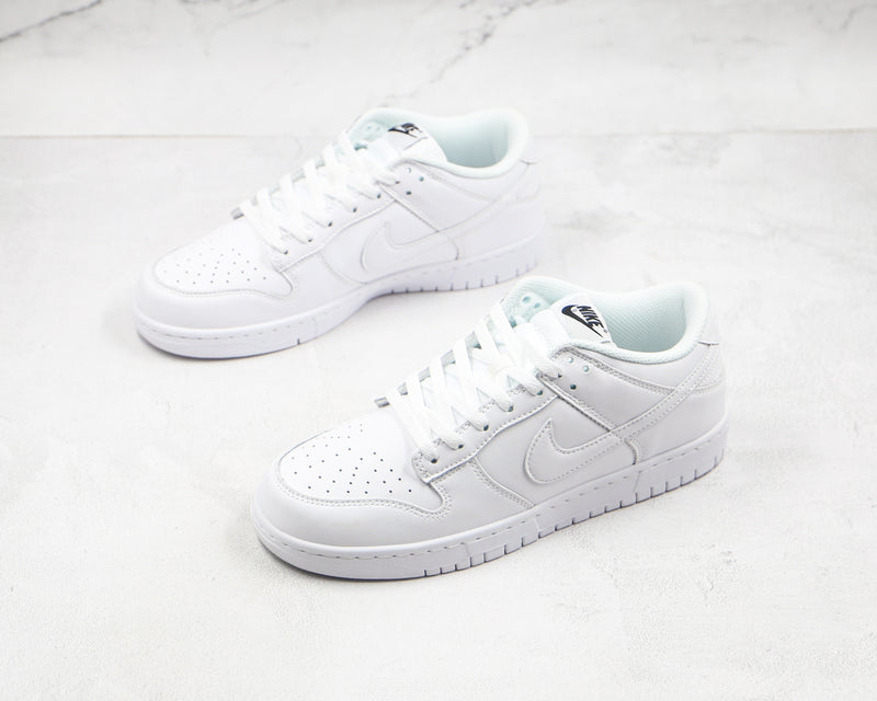 DUNK LOW x TRIPLE WHITE [MASCULINO/FEMININO]