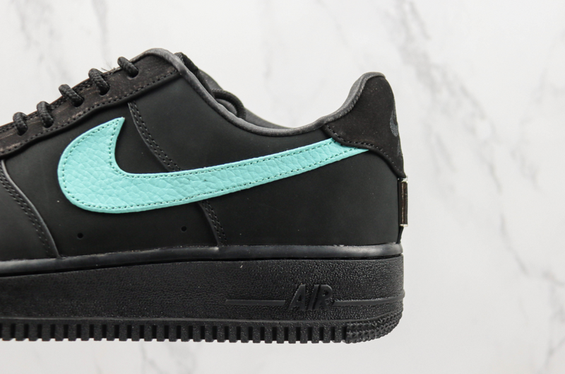 AIR FORCE 1 x TIFFANY & CO [MASCULINO/FEMININO]