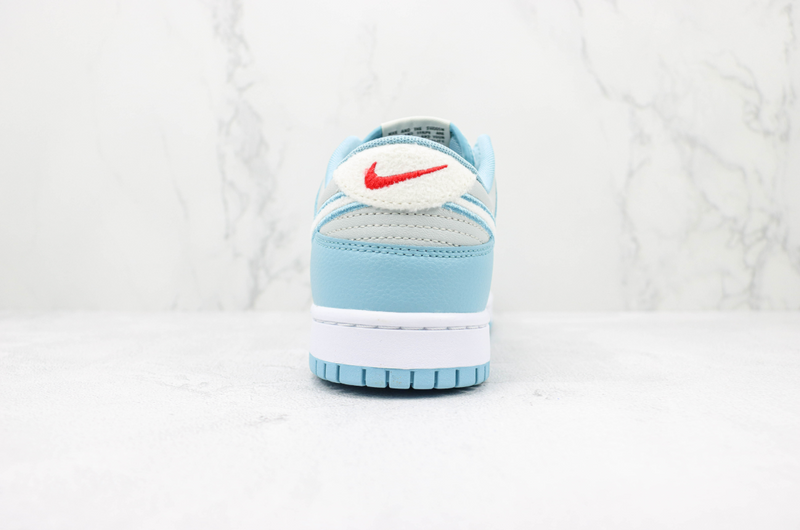 DUNK LOW x FLEECE SWOOSH LIGHT BLUE [MASCULINO/FEMININO]