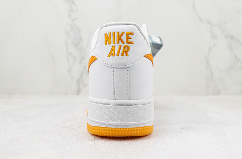 AIR FORCE 1 x WATERPROOF WHITE ORANGE [MASCULINO/FEMININO]