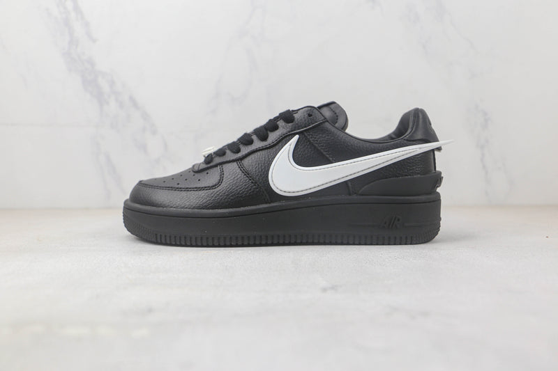 AIR FORCE 1 x AMBUCH [MASCULINO/FEMININO]