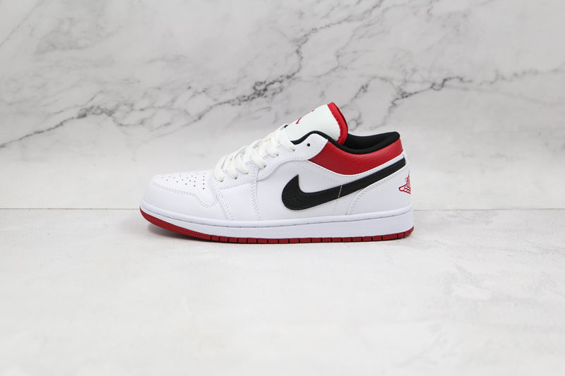 AIR JORDAN 1 LOW x UNIVERSITY RED BLACK [MASCULINO/FEMININO]