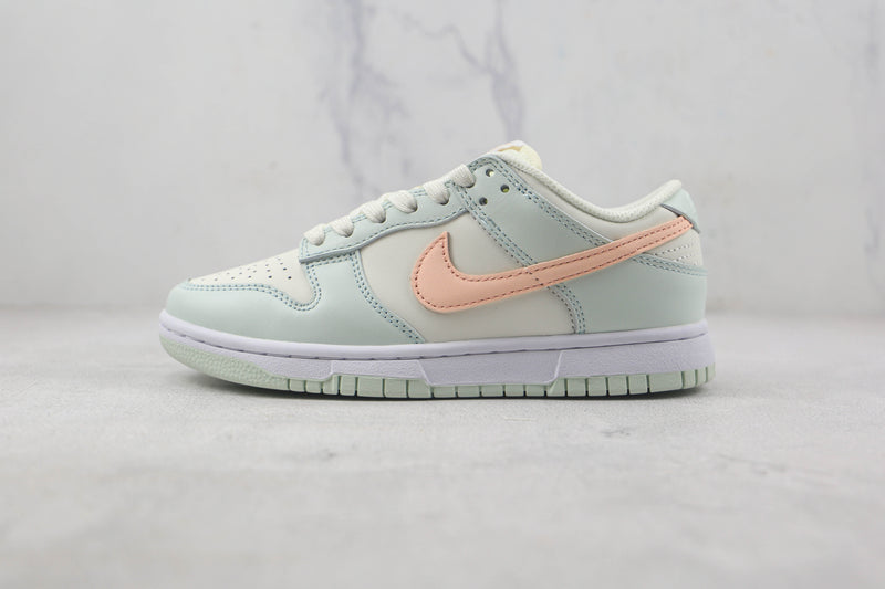 DUNK LOW x BARELY GREEN [MASCULINO/FEMININO]