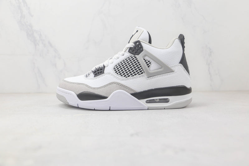 AIR JORDAN 4 x MILITARY BLACK [MASCULINO/FEMININO]