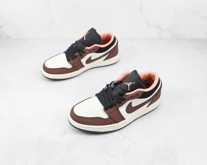 AIR JORDAN 1 LOW x MOCHA [MASCULINO/FEMININO]