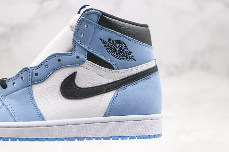 AIR JORDAN 1 HIGH x UNIVERSITY BLUE [MASCULINO/FEMININO]