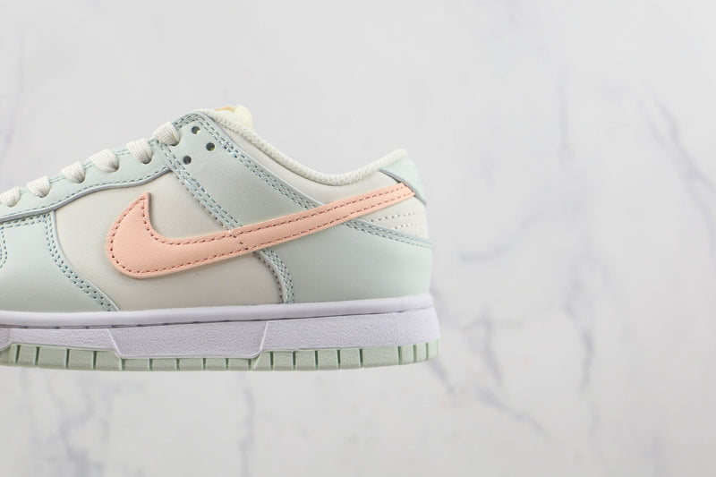 DUNK LOW x BARELY GREEN [MASCULINO/FEMININO]