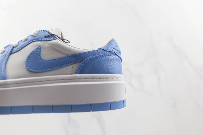 AIR JORDAN 1 LOW ELEVATE x UNIVERSITY BLUE [FEMININO]