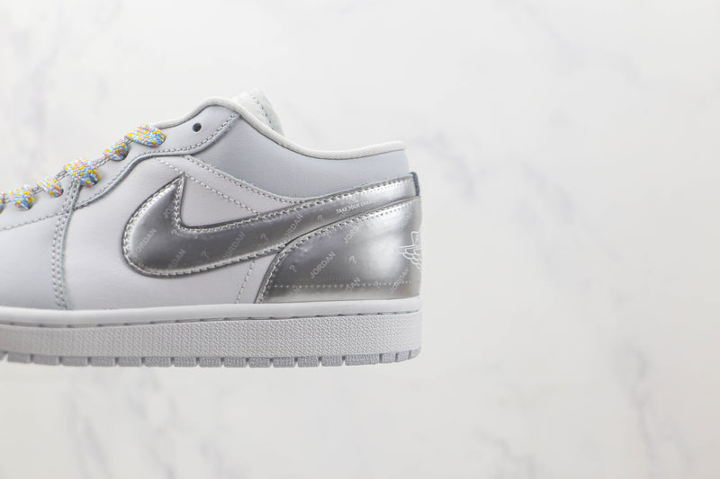 AIR JORDAN 1 LOW x TEAR AWAY [MASCULINO/FEMININO]