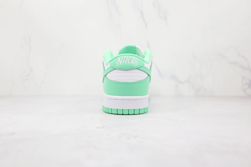 DUNK LOW x GREEN GLOW [MASCULINO/FEMININO]