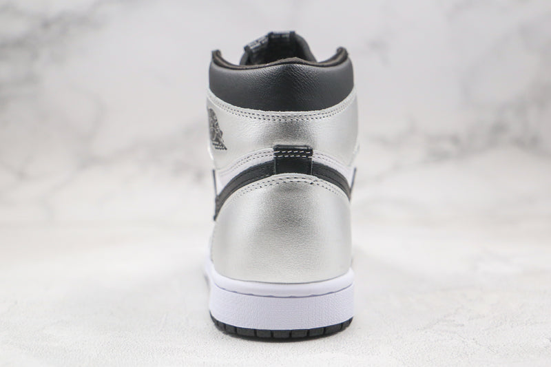 AIR JORDAN 1 HIGH x SILVER TOE