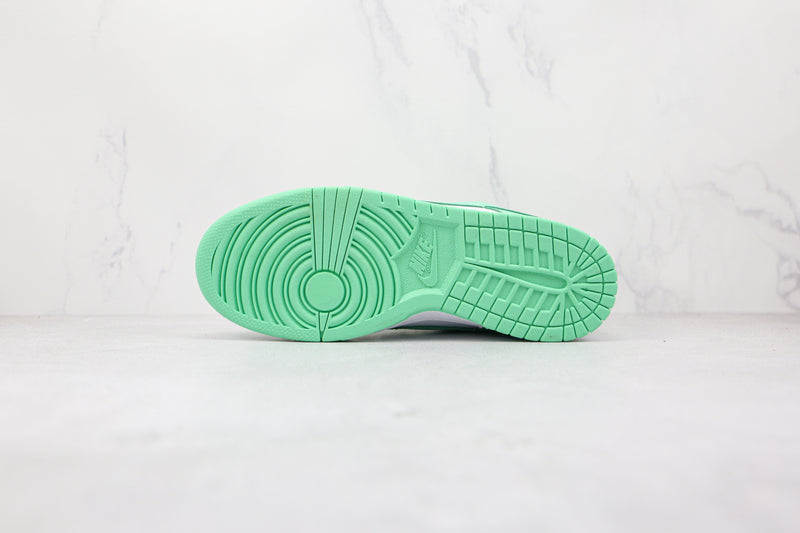 DUNK LOW x GREEN GLOW [MASCULINO/FEMININO]