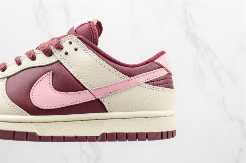 DUNK LOW x PREMIUM VALENTINE'S DAY [MASCULINO/FEMININO]