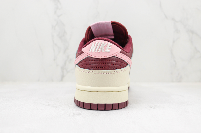 DUNK LOW x PREMIUM VALENTINE'S DAY [MASCULINO/FEMININO]